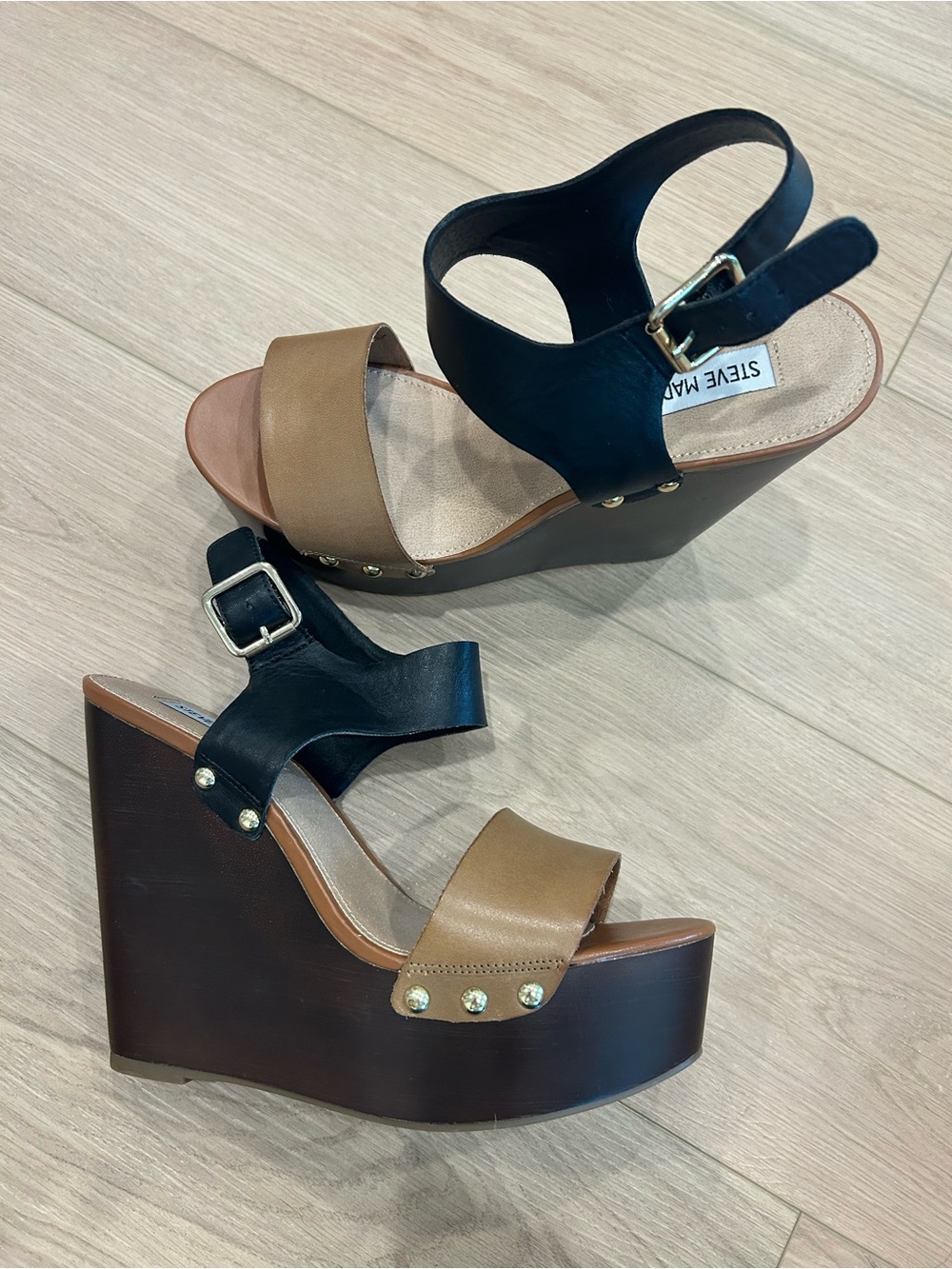 Steve Madden Black & Tan Leather Platform Wedge Sandals • Size 8.5 👡🤎